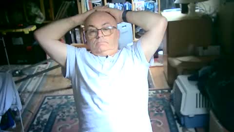 Snapshot of bluebox65 chatting on November 5, 12:05 pm bluebox65 online show from November 5, 12:05 pm