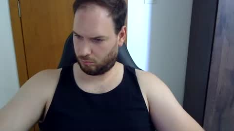 Snapshot of bluec2c chatting on November 24, 7:02 pm Blue online show from November 24, 7:02 pm