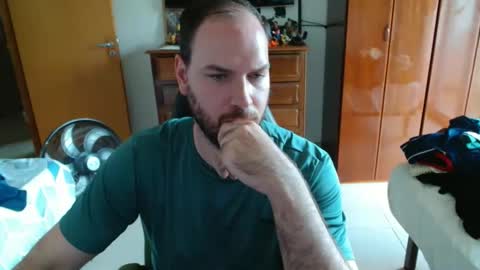 Snapshot of bluec2c chatting on March 4, 5:19 pm Blue online show from March 4, 5:19 pm