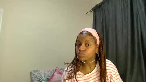 Tee online show from April 18, 9:02 am