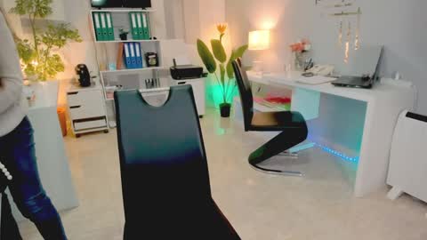 bluediamondsdreams online show from November 5, 5:02 pm