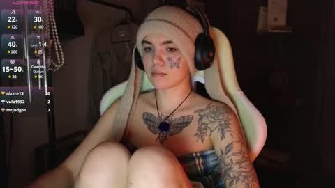 Snapshot of bluedweeb chatting on March 8, 6:10 am Blue online show from March 8, 6:10 am