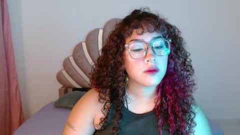 Bluee online show from September 29, 2:16 am