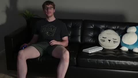 blueeyedtallguy online show from September 10, 2:11 am