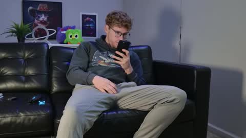 blueeyedtallguy online show from October 11, 8:40 pm