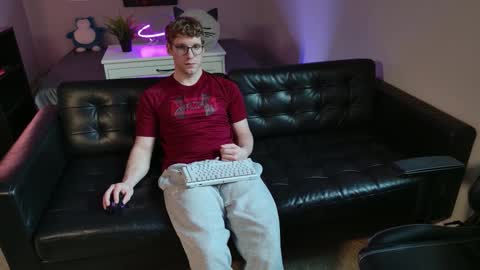 blueeyedtallguy online show from January 16, 12:14 am