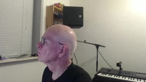 blueeyesn8 online show from November 17, 6:57 pm