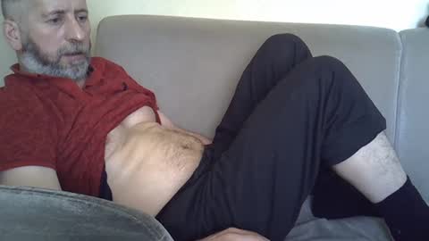 Snapshot of bluehot59 chatting on February 23, 10:06 am blue online show from February 23, 10:06 am