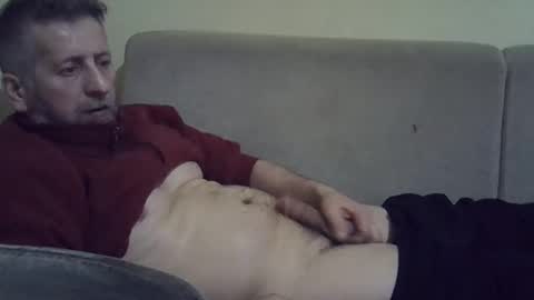 Snapshot of bluehot59 chatting on March 8, 6:26 pm blue online show from March 8, 6:26 pm