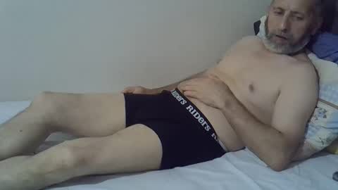 Snapshot of bluehot59 chatting on September 21, 8:10 pm blue online show from September 21, 8:10 pm