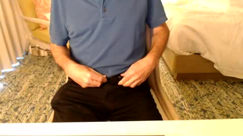 Snapshot of blueisles chatting on July 17, 11:28 am blueisles online show from July 17, 11:28 am
