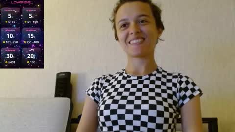 bluevixen7 online show from September 26, 3:21 am