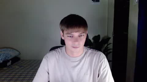 blueeyedboyisasia online show from August 2, 1:53 pm