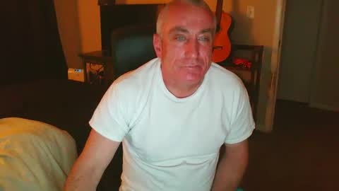Snapshot of blueyesforyou2nit chatting on February 26, 7:31 am blueyesforyou2nit online show from February 26, 7:31 am