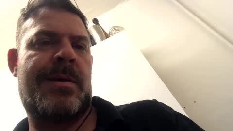 Snapshot of blueylouie8383 chatting on December 2, 1:03 am Blueyloey online show from December 2, 1:03 am