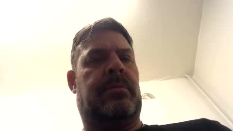 Snapshot of blueylouie8383 chatting on December 5, 9:50 pm Blueyloey online show from December 5, 9:50 pm