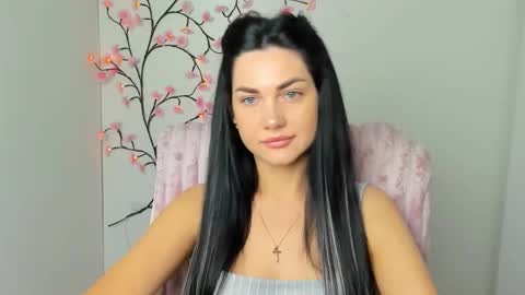 Kelly online show from April 14, 5:46 am