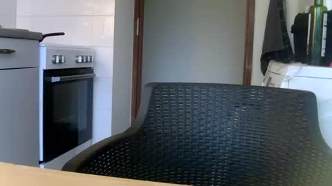 Snapshot of blundernew chatting on December 11, 9:09 am blundernew online show from December 11, 9:09 am