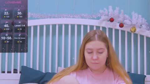 Snapshot of blush_ellie chatting on January 6, 2:36 pm Ellie3 online show from January 6, 2:36 pm