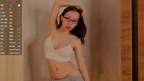 Dolores online show from October 15, 6:13 am