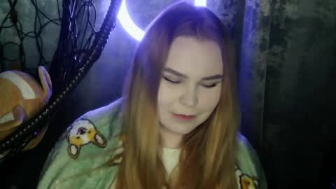 blushing_star online show from April 3, 3:43 pm