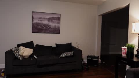 Snapshot of bluskyzz chatting on February 11, 2:25 am BluSky online show from February 11, 2:25 am