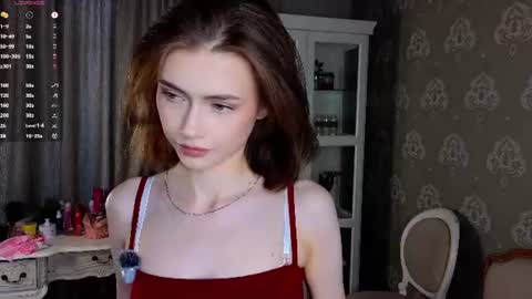 Snapshot of bluuemarine chatting on June 21, 4:42 pm Mary online show from June 21, 4:42 pm