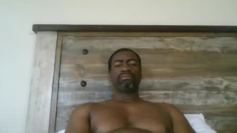 bluuthunder1914 online show from February 17, 7:09 pm