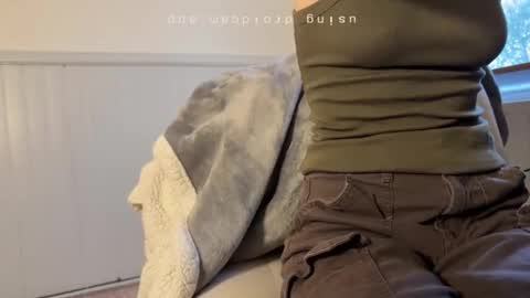 Snapshot of blyss666 chatting on March 16, 9:41 pm lyss online show from March 16, 9:41 pm