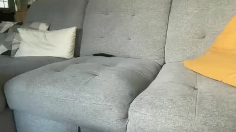 bmclovin_7 online show from February 6, 11:37 pm