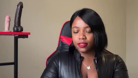       online show from December 2, 2:12 pm