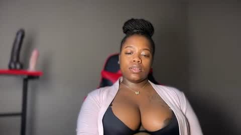 Snapshot of bnwo_goddess chatting on June 18, 9:30 pm online show from June 18, 9:30 pm