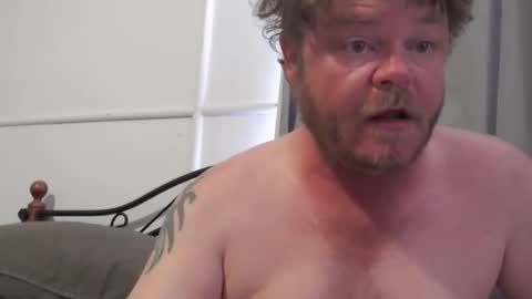 Snapshot of bob123478 chatting on October 10, 10:42 pm bob online show from October 10, 10:42 pm