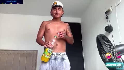 Bob  INDEPENDENT MODEL online show from January 14, 6:46 pm