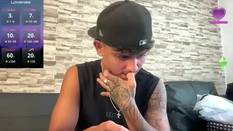 Bob  INDEPENDENT MODEL online show from March 25, 6:36 pm