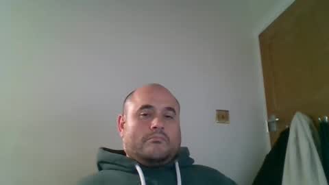 Snapshot of bobabator chatting on October 28, 3:36 pm bobabator online show from October 28, 3:36 pm