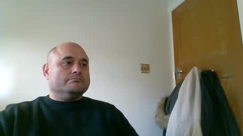 Snapshot of bobabator chatting on November 13, 1:43 pm bobabator online show from November 13, 1:43 pm