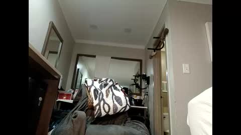 bobbiebone and company online show from November 25, 4:18 pm