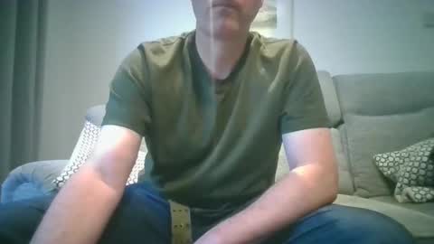 bobby_113 online show from February 2, 12:37 pm