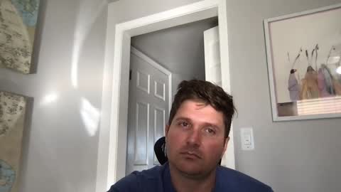 Snapshot of bobbylightfoot3 chatting on December 6, 9:35 pm bobbylightfoot3 online show from December 6, 9:35 pm