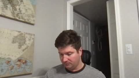 Snapshot of bobbylightfoot3 chatting on January 10, 3:29 am bobbylightfoot3 online show from January 10, 3:29 am