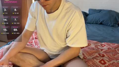 Snapshot of bobbypatterson_ chatting on January 28, 10:45 am BobbyPattersonPVT-OFFER online show from January 28, 10:45 am