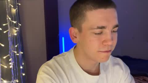 Snapshot of bobbypatterson_ chatting on February 1, 2:56 pm BobbyPattersonPVT-OFFER online show from February 1, 2:56 pm