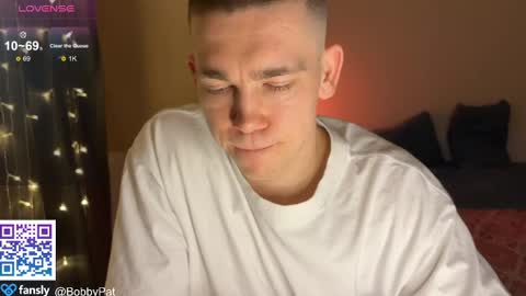 Snapshot of bobbypatterson_ chatting on February 8, 1:44 pm BobbyPattersonPVT-OFFER online show from February 8, 1:44 pm