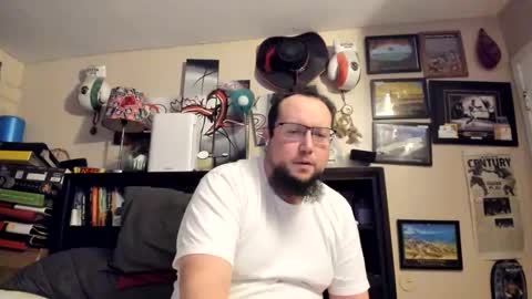 Snapshot of bobs520 chatting on February 8, 7:34 am Bobby520 online show from February 8, 7:34 am