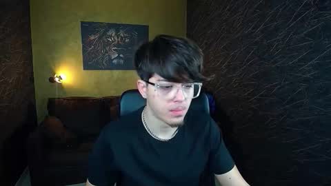 BodhiHayes online show from March 16, 5:24 am