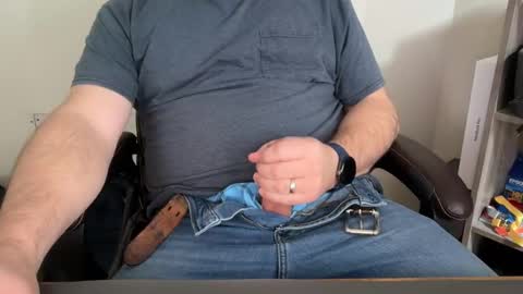 Snapshot of bodofdad chatting on February 6, 4:43 pm bodofdad online show from February 6, 4:43 pm