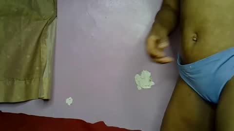 body_desire1 online show from December 14, 8:13 pm