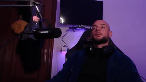 bodyking69 online show from January 27, 7:13 pm