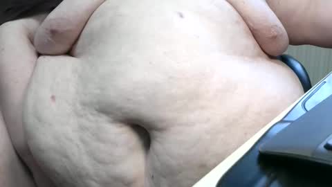 Snapshot of boho1964 chatting on February 1, 12:04 pm Boho online show from February 1, 12:04 pm